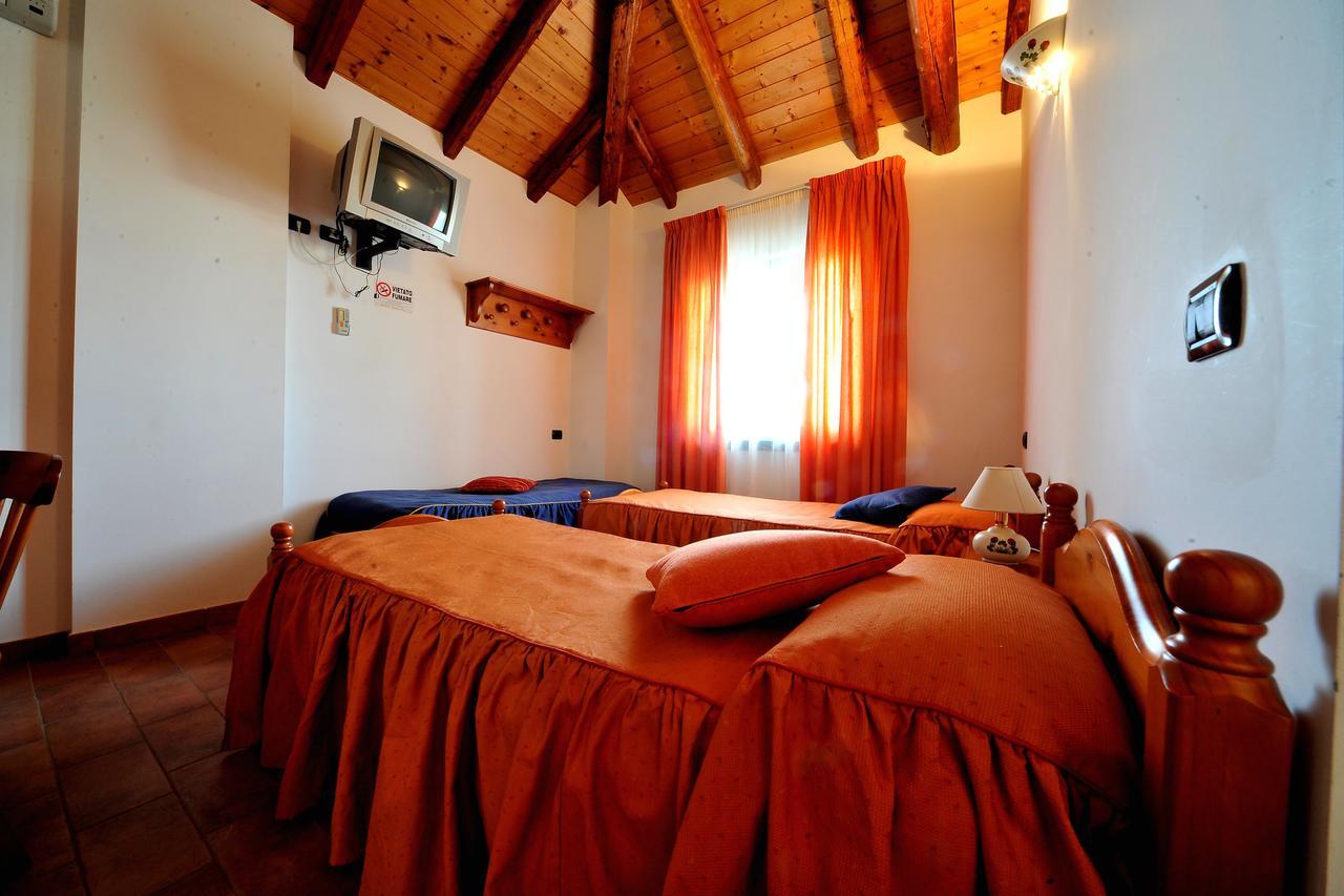 Agriturismo Le Oche Selvatiche Lauzacco Extérieur photo